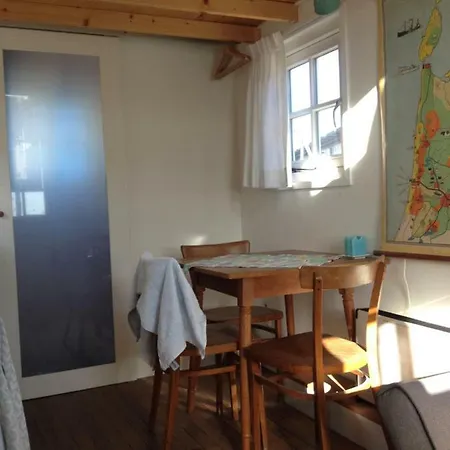 Waterland Huisje Chalet Eindhoven